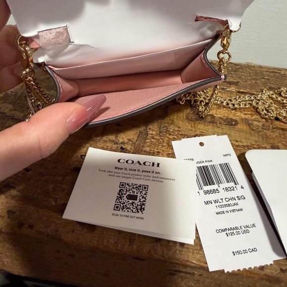 🌸New! Coach! - Picture 6 of 17